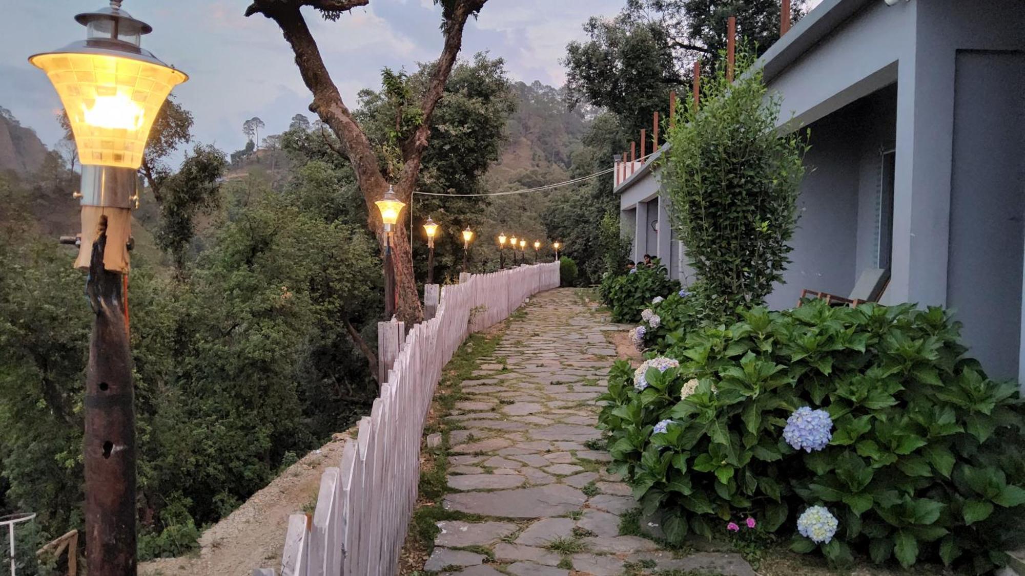 Shiva Valley Resort Kokhliyal Gaon 외부 사진